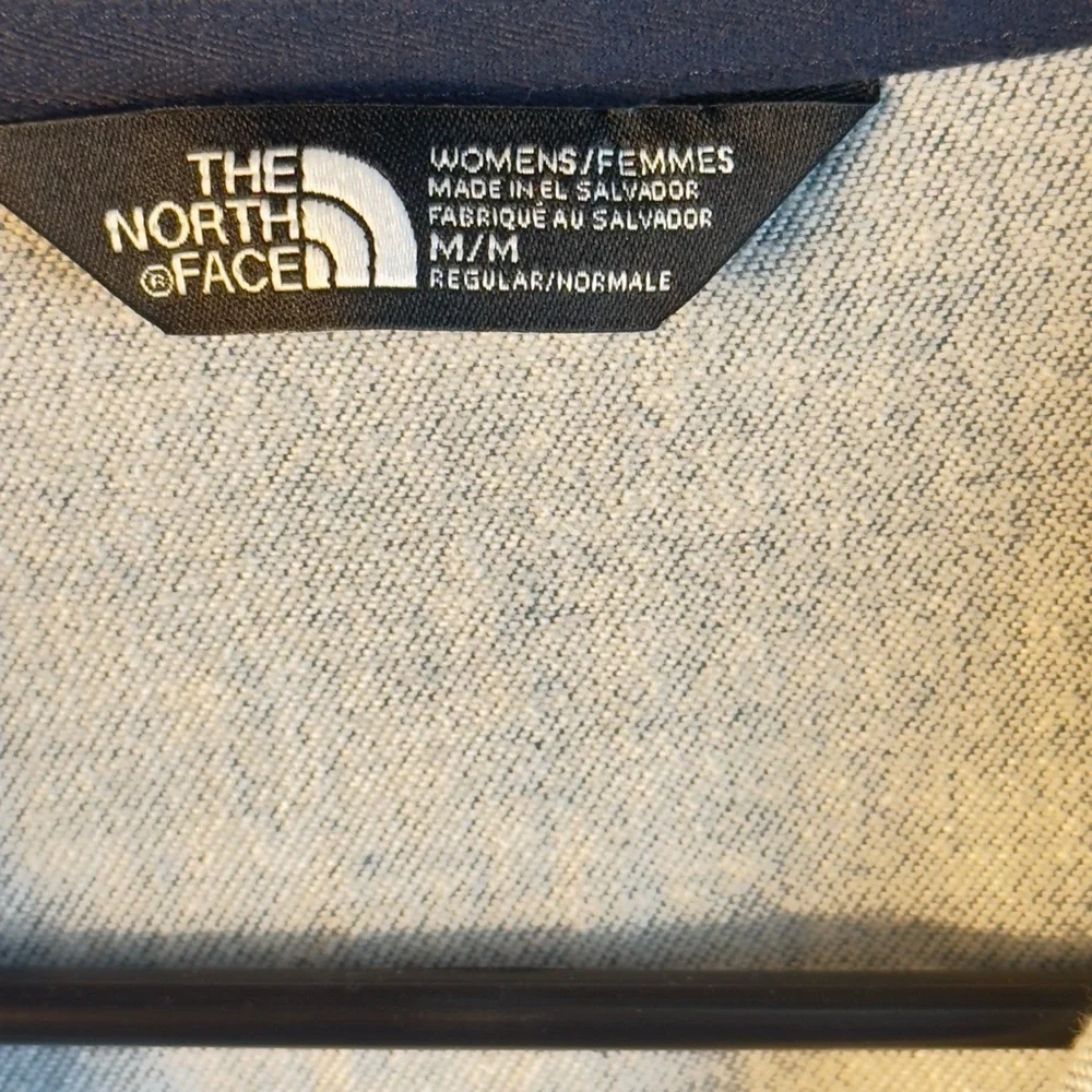 The North Face Women's Button Down Shirt Blue Size Medium